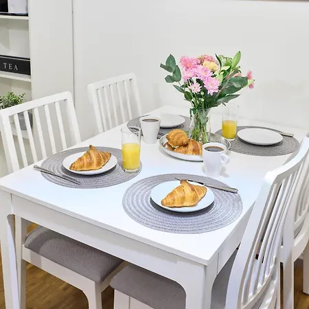 Lejlighed Zentrale - Nahe Sap - Parkplatz - Terrasse *